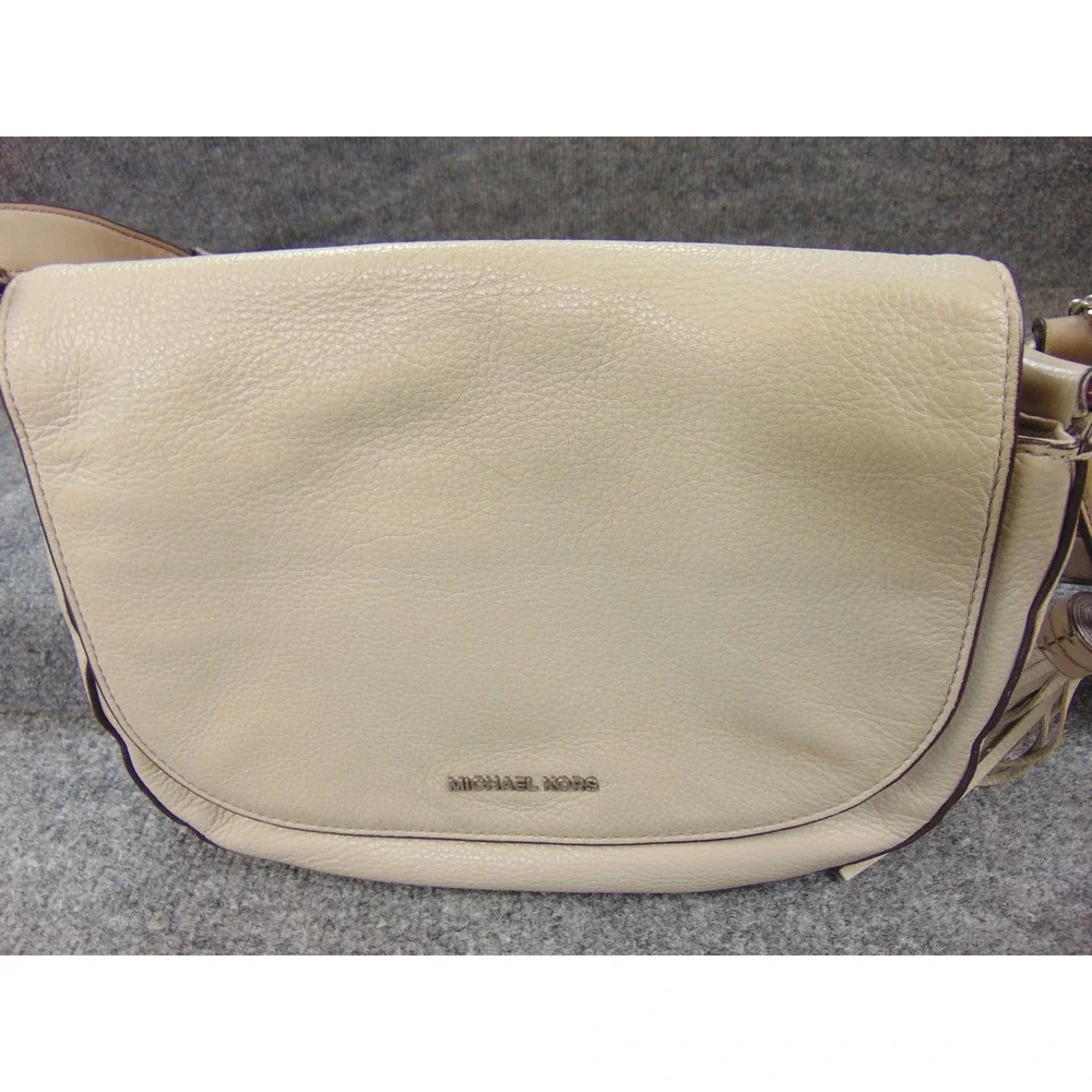 Michael Kors Bedford Flap Crossbody Bag Beige Pebbled Leather 30T6TE2M3L‎ Tassel